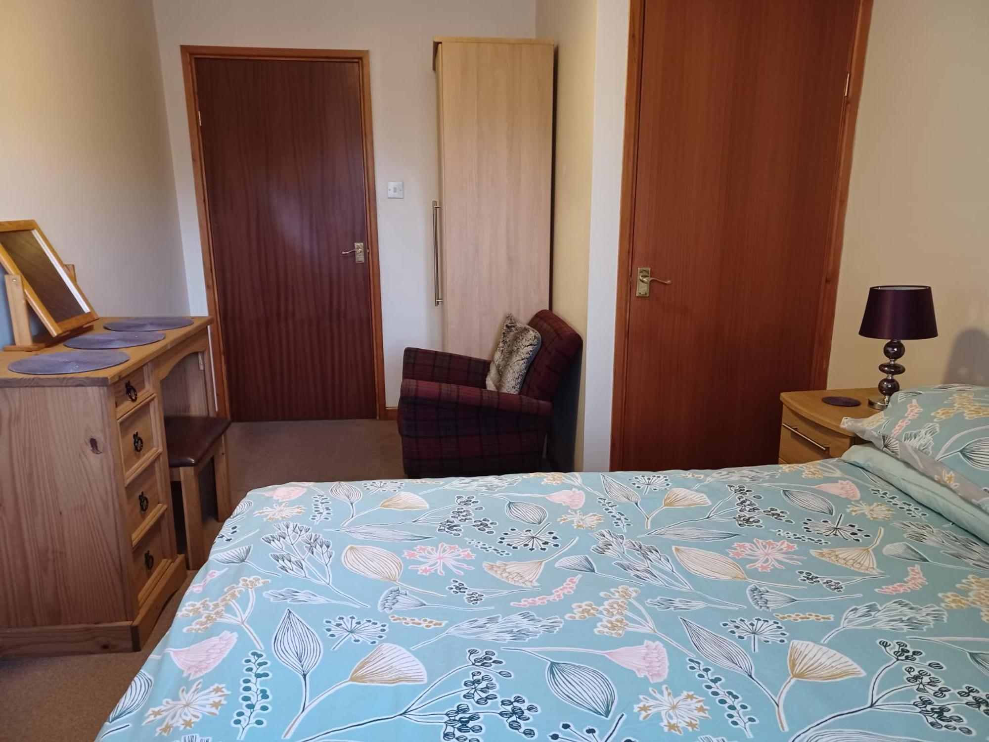 Dunroaming Cottage Pendine Room photo